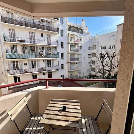 Studio Climatise, Cosy Et Calme Au Centre Ville Antibes Bagian luar foto